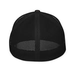 Logo closed-back trucker cap