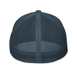 Logo closed-back trucker cap